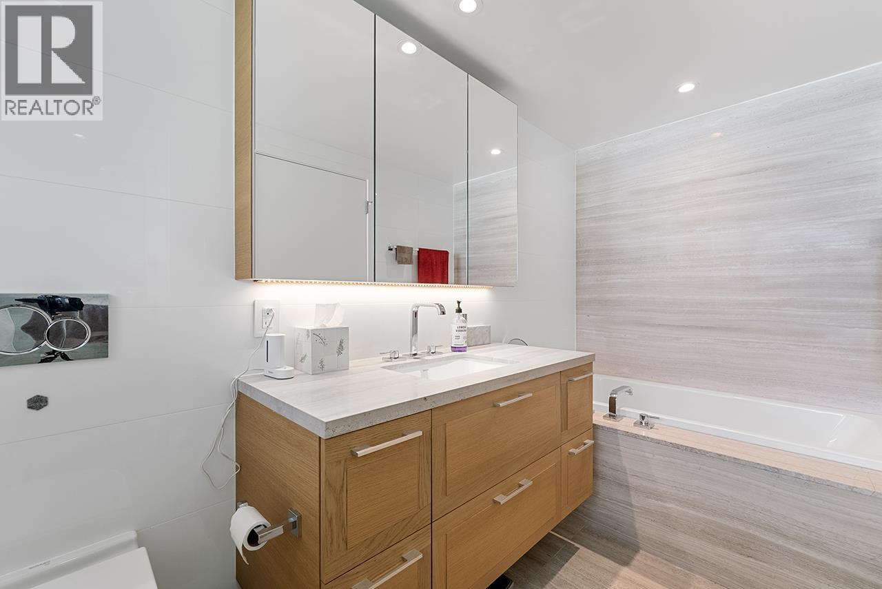 310 1571 W 57th Avenue, Vancouver, British Columbia  V6P 0H7 - Photo 30 - R3168384