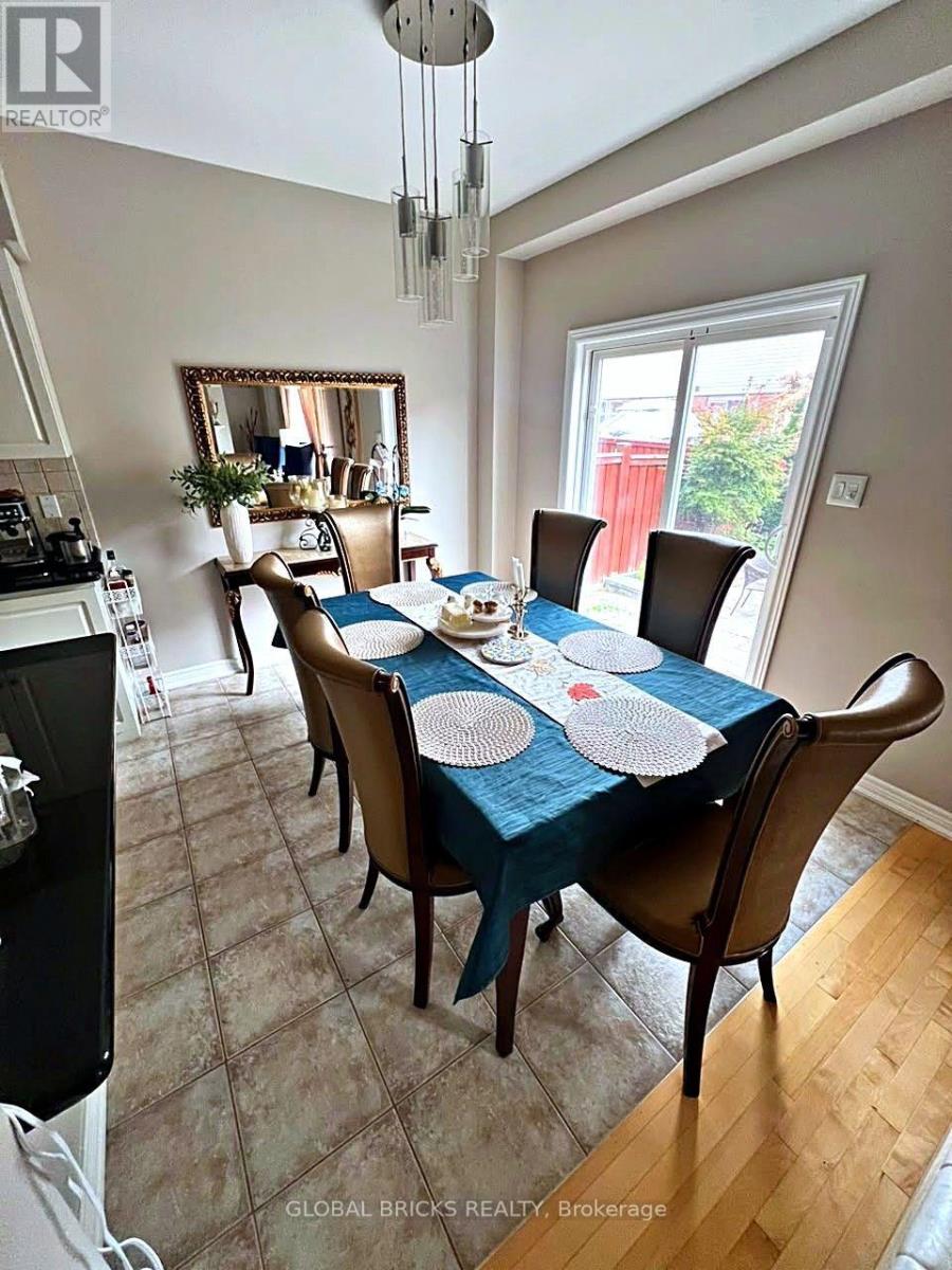 4672 Tassie Road, Burlington (Alton), Ontario  L7M 0M8 - Photo 4 - W13818846