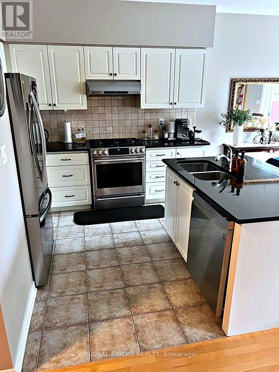 4672 Tassie Road, Burlington (Alton), Ontario  L7M 0M8 - Photo 5 - W13818846