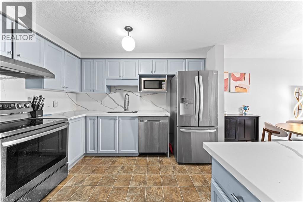 245 Red Clover Court, Kitchener, Ontario  N2E 4J5 - Photo 7 - 40865416