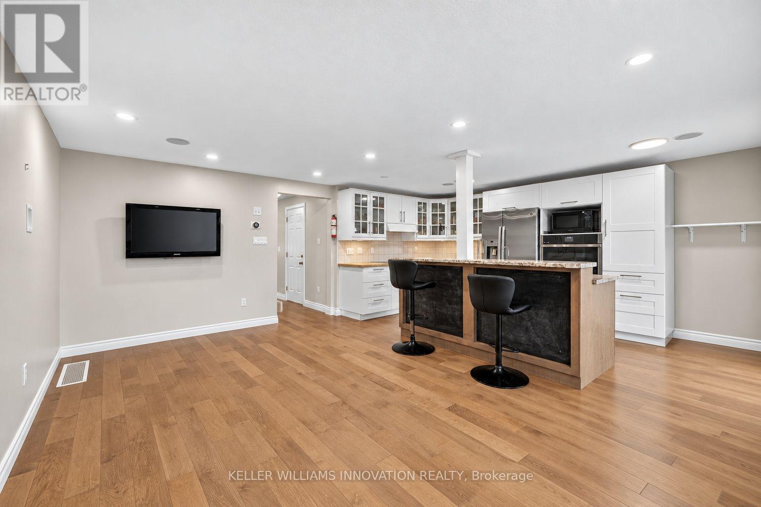 73 Hewitt Lane, Guelph, Ontario  N1K 1V7 - Photo 3 - X13797856