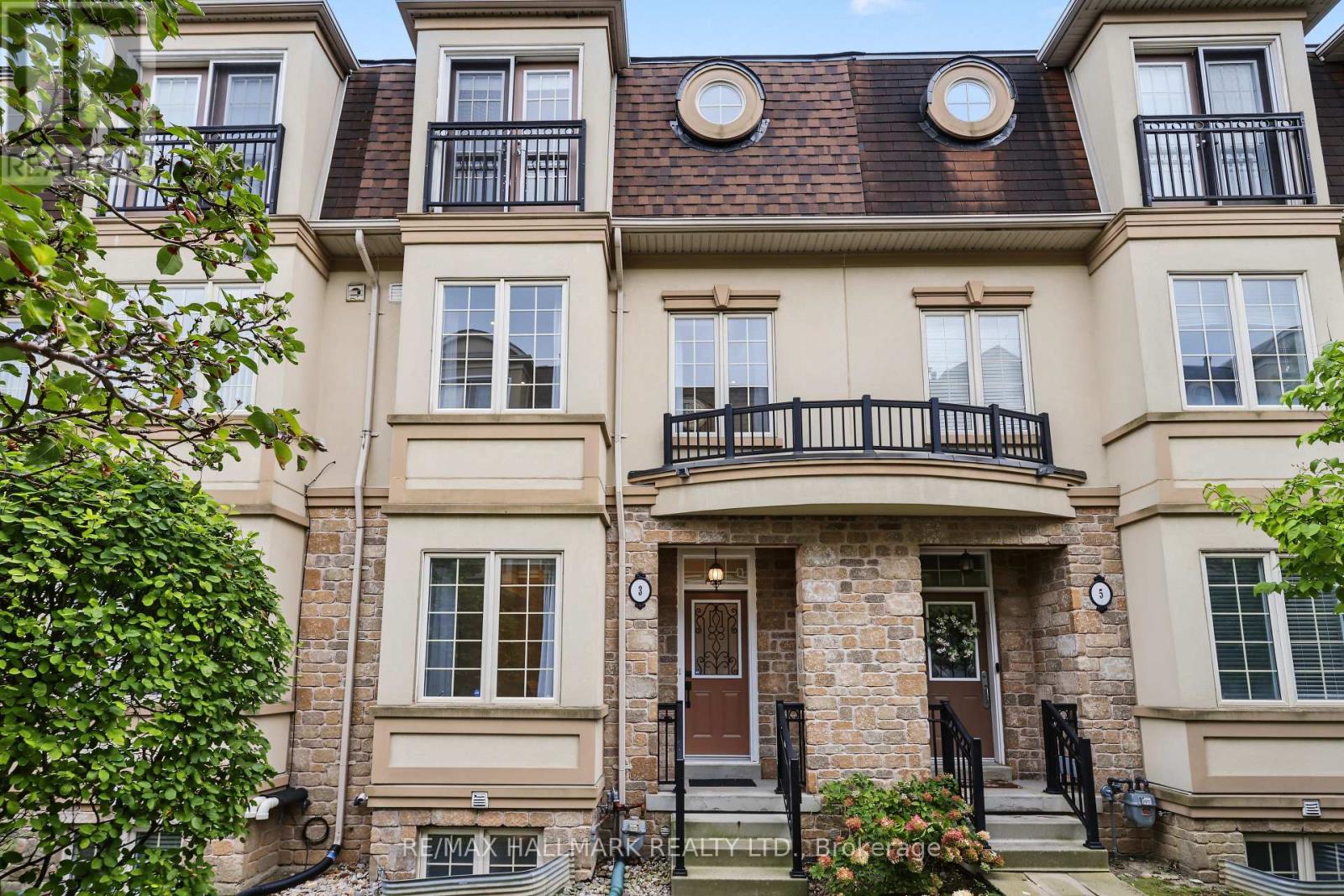 3 FLOOK LANE, Toronto, Ontario