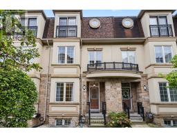3 FLOOK LANE, Toronto, Ontario