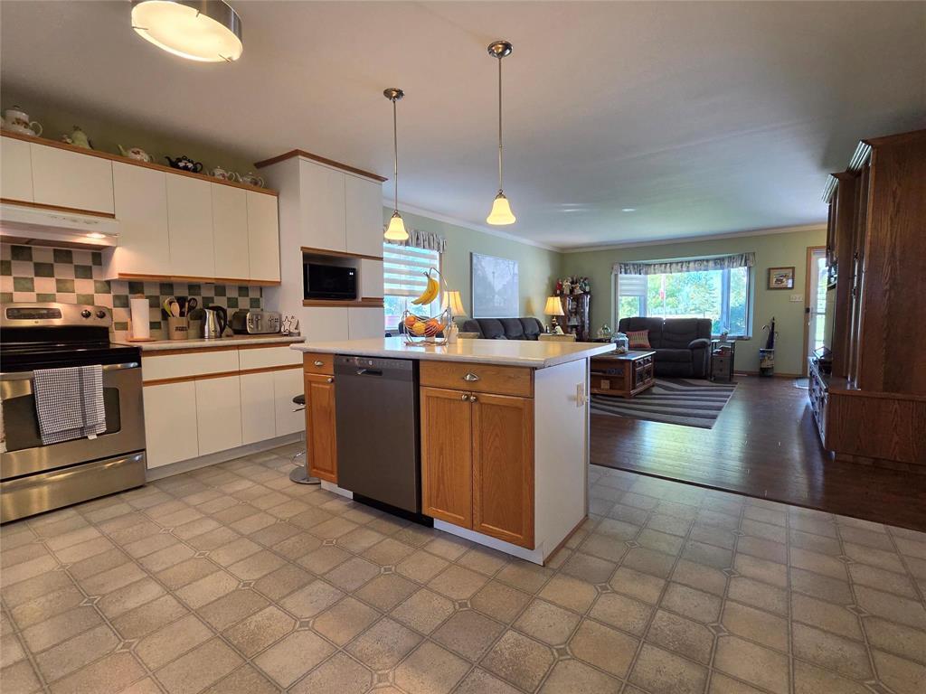 2090 Gigot Avenue NW, Portage La Prairie, Manitoba  R1N 3R7 - Photo 28 - 202623829