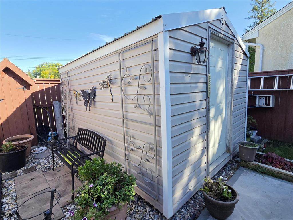 2090 Gigot Avenue NW, Portage La Prairie, Manitoba  R1N 3R7 - Photo 40 - 202623829
