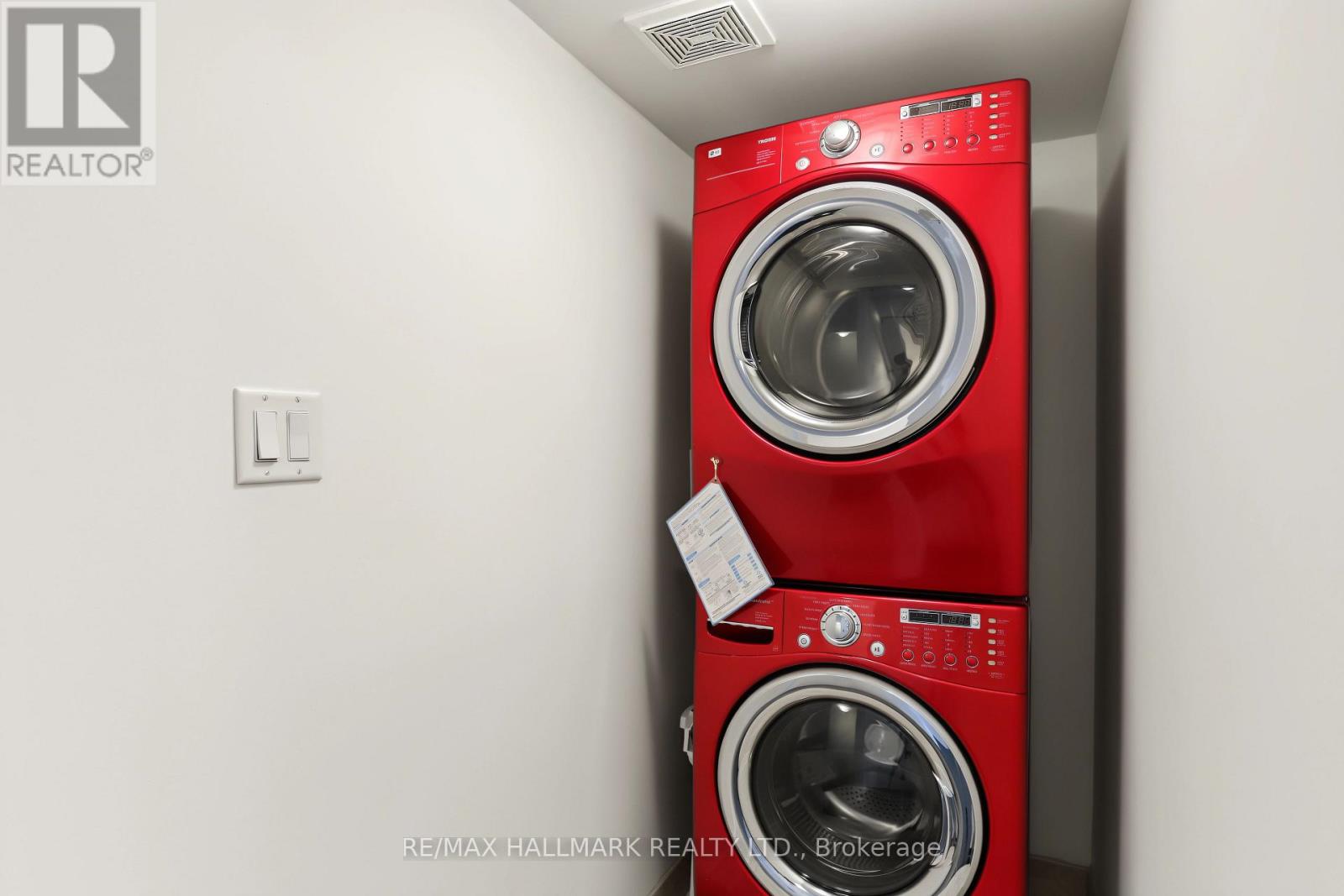 3 Flook Lane, Toronto, Ontario  M2R 3Y5 - Photo 24 - C13817852