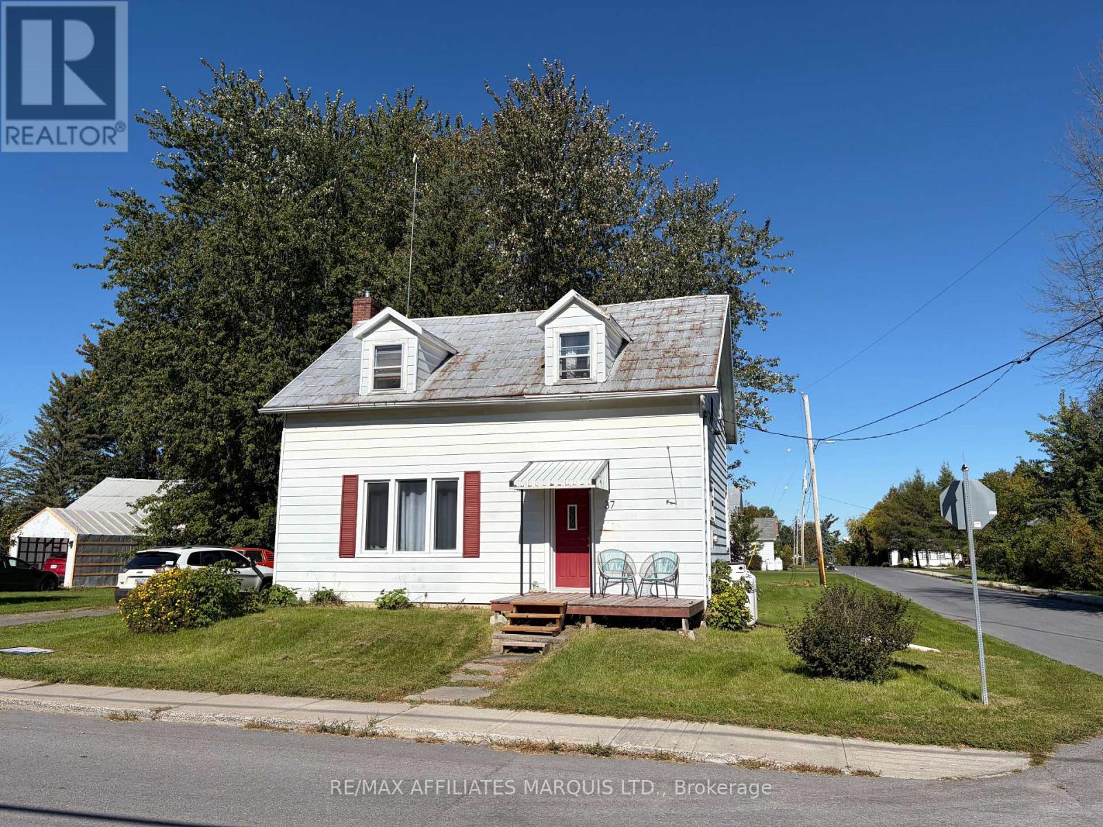 37 MAIN STREET, South Stormont, Ontario