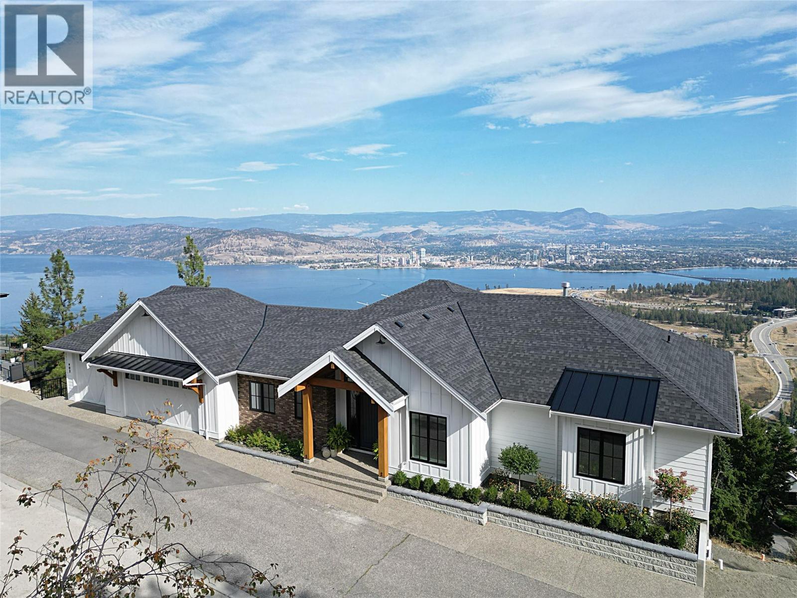 902 Lloyd Jones Drive, West Kelowna, British Columbia