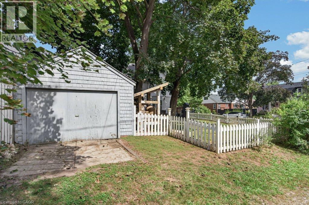 32 Lincoln Avenue, Brantford, Ontario  N3T 4S7 - Photo 45 - 40865770