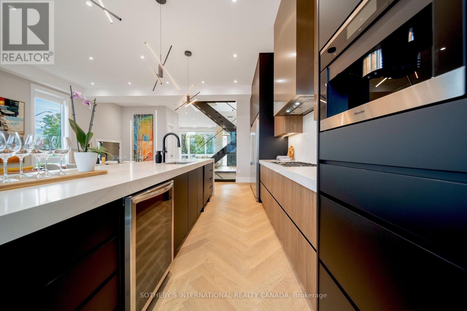171 Durant Avenue, Toronto, Ontario  M4J 4W5 - Photo 23 - E13818578