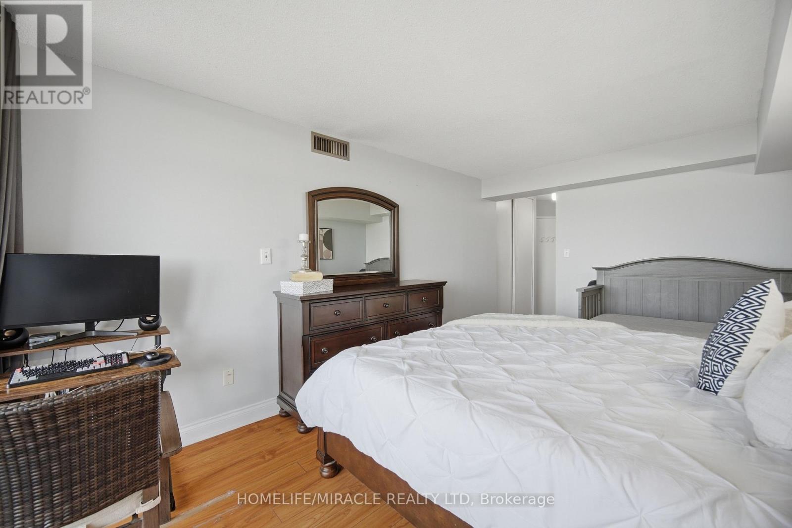502 - 1 Rowntree Road, Toronto, Ontario  M9V 5G7 - Photo 16 - W13806054