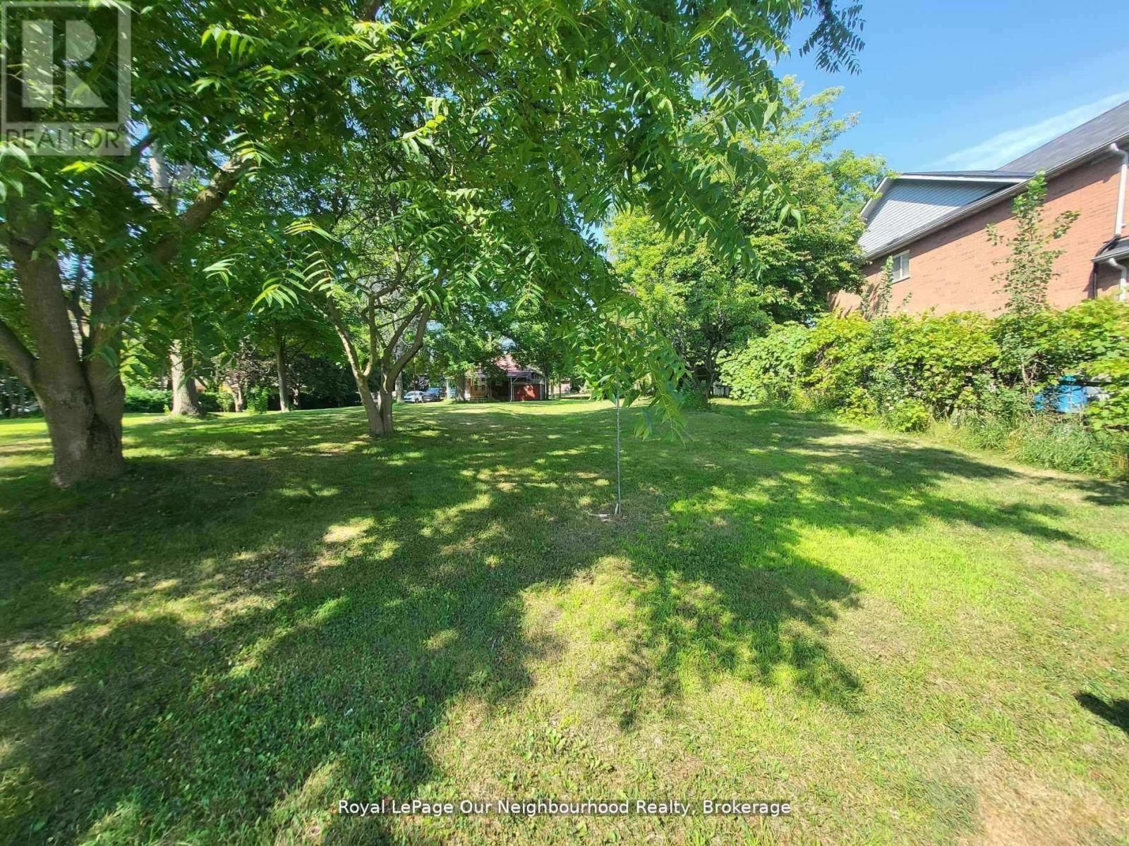 221a Liberty Street N, Clarington, Ontario  L1C 2M6 - Photo 5 - E13819096