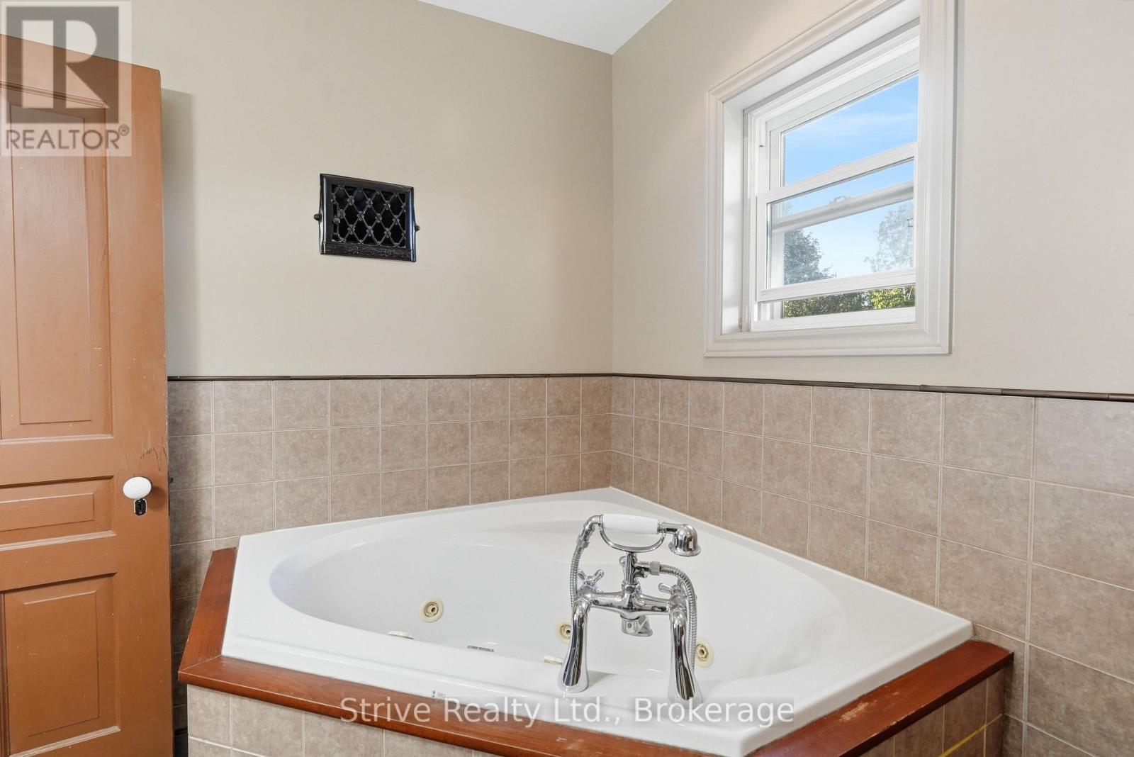 72 Elgin Street, Clarington, Ontario  L1C 3E1 - Photo 32 - E13819138