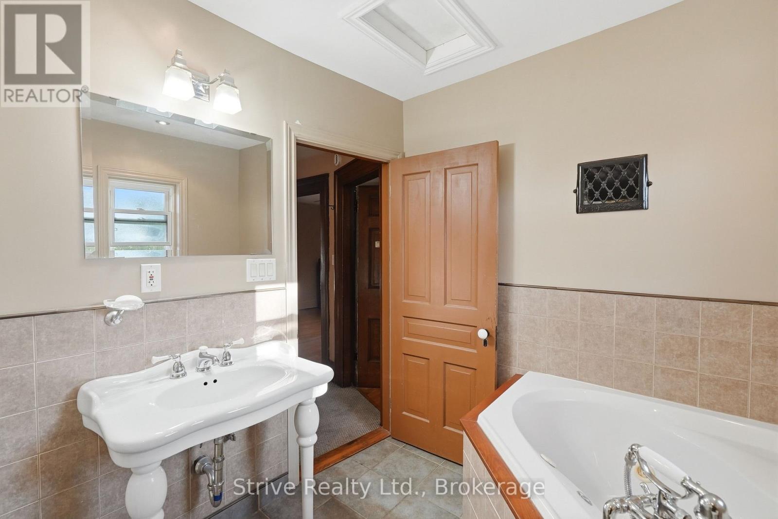 72 Elgin Street, Clarington, Ontario  L1C 3E1 - Photo 33 - E13819138