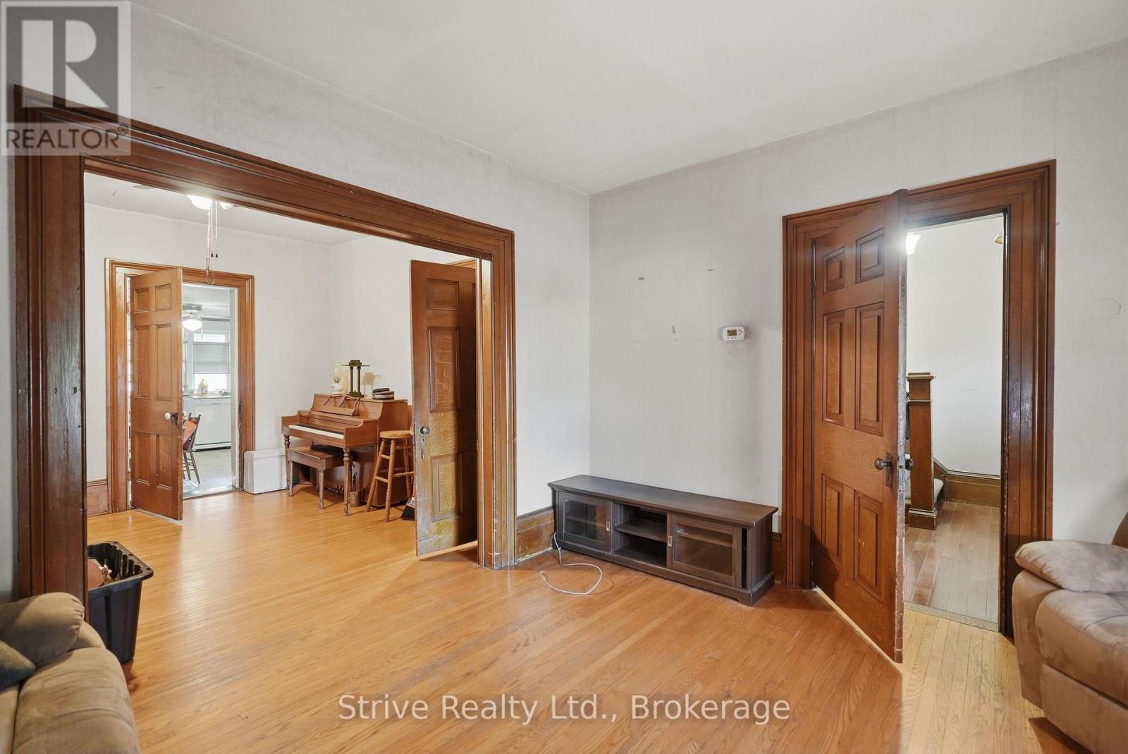 72 Elgin Street, Clarington, Ontario  L1C 3E1 - Photo 6 - E13819138