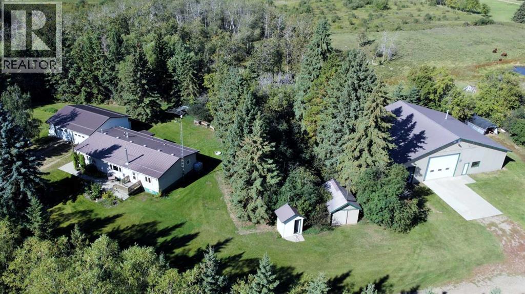 430021 Range Road 232, Rural Ponoka County, Alberta T4J 1R1 - Photo 1 - A2346047