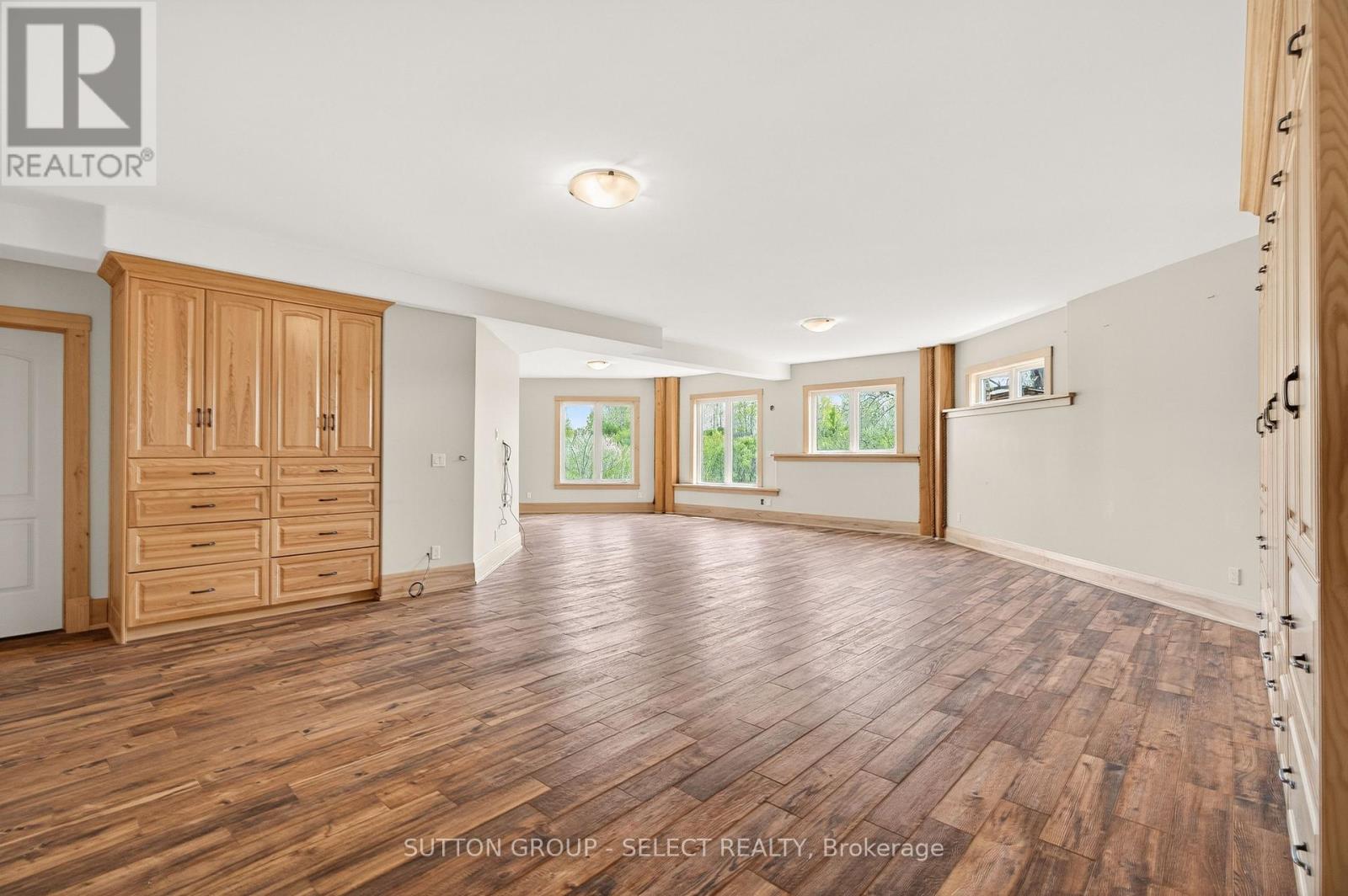 21170 Mayfair Road, Southwest Middlesex, Ontario N0L 1T0 - Photo 29 - X13819090