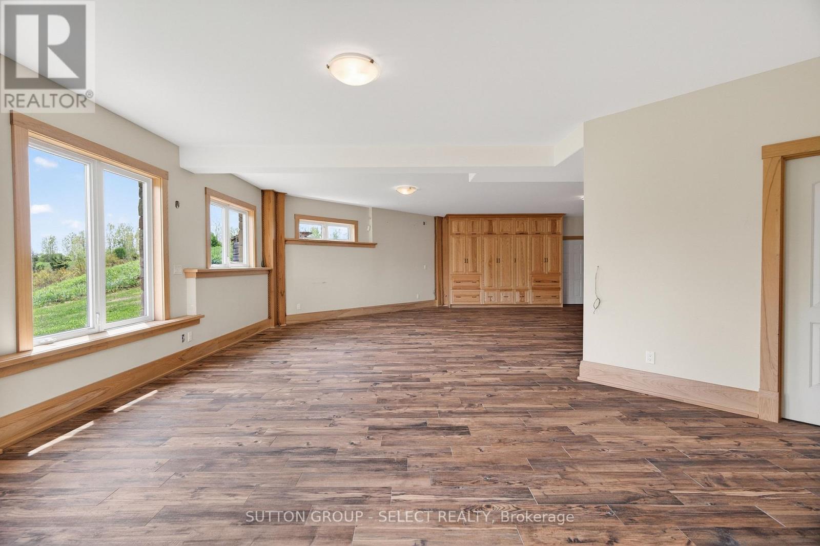 21170 Mayfair Road, Southwest Middlesex, Ontario N0L 1T0 - Photo 31 - X13819090