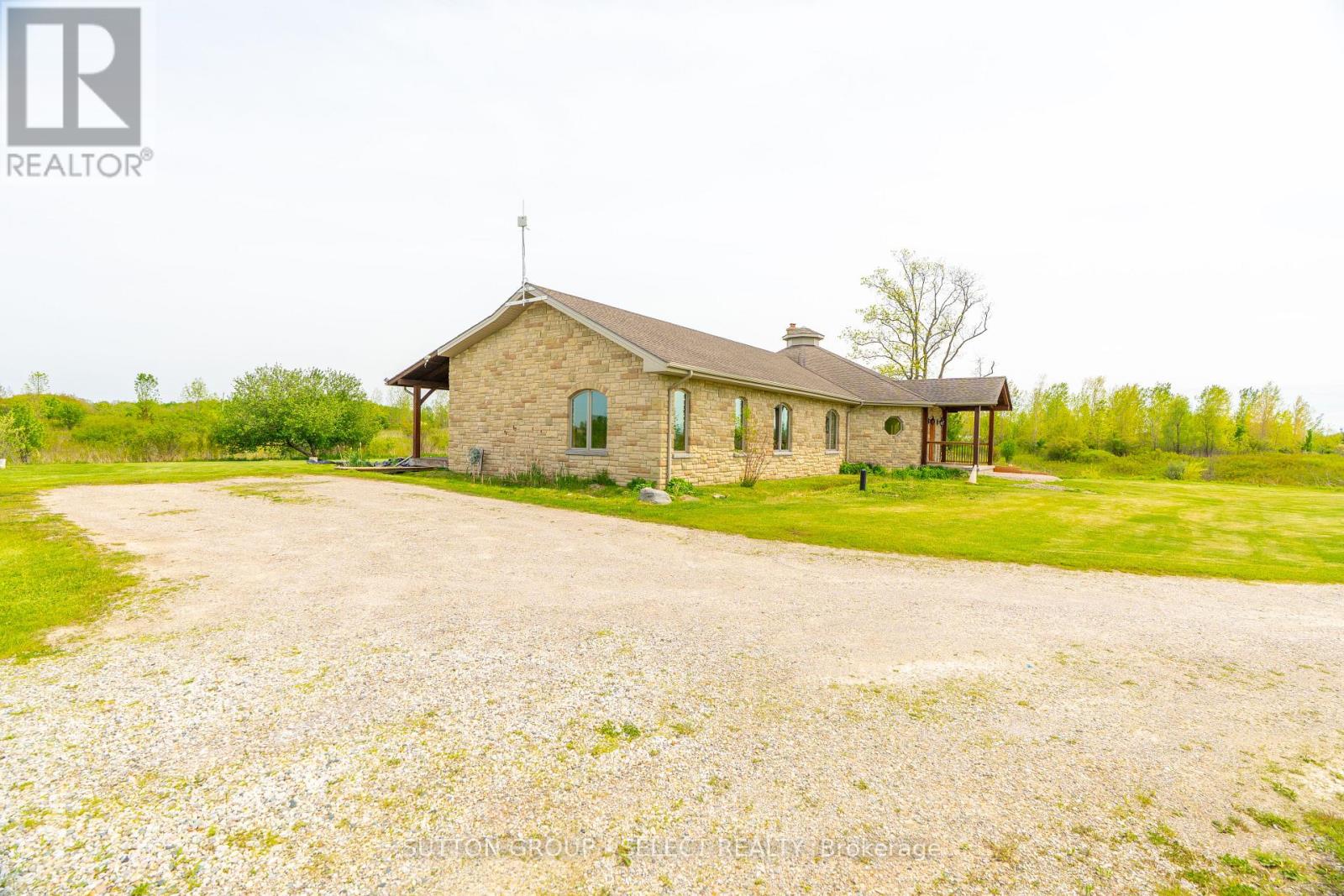 21170 Mayfair Road, Southwest Middlesex, Ontario N0L 1T0 - Photo 32 - X13819090