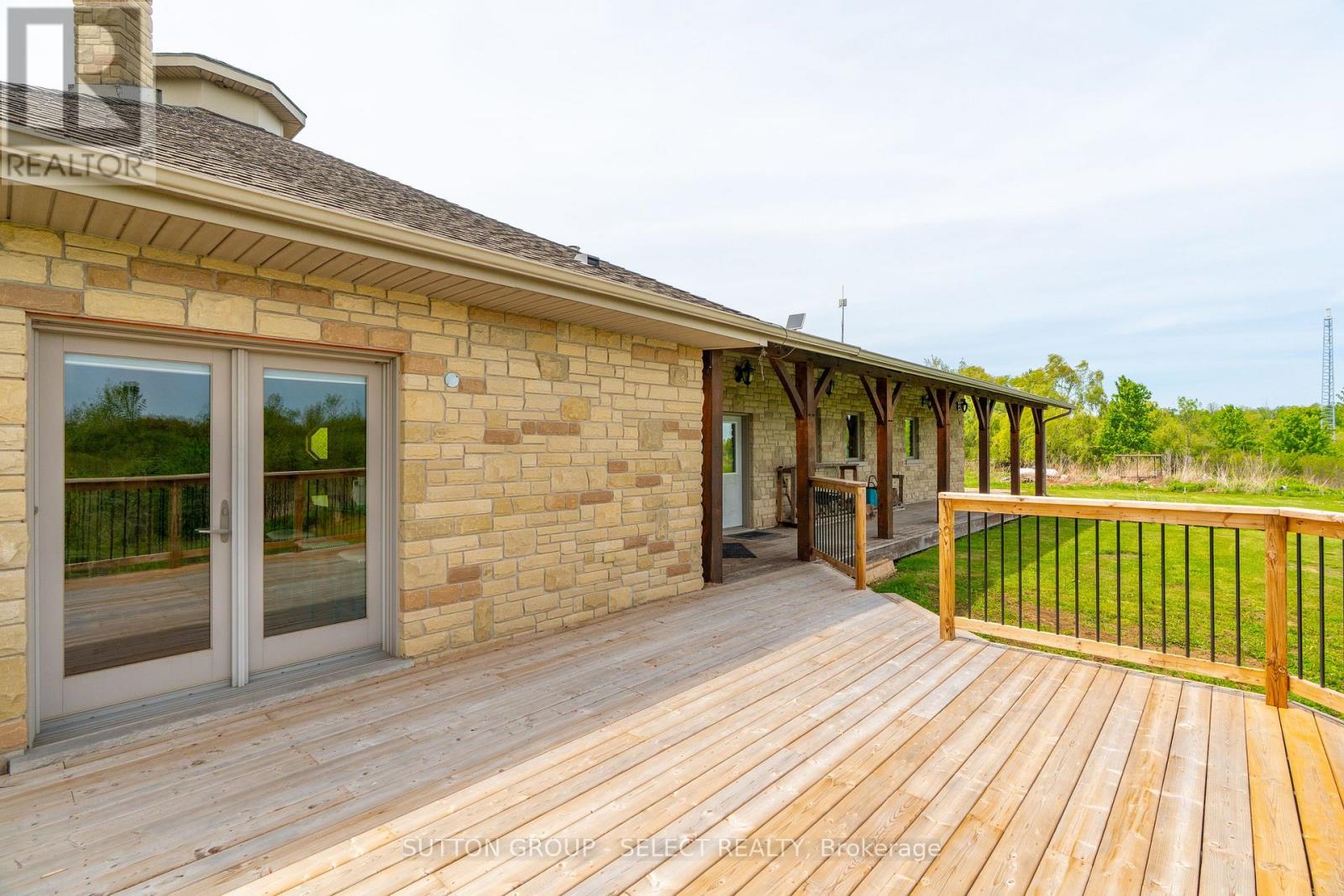 21170 Mayfair Road, Southwest Middlesex, Ontario N0L 1T0 - Photo 33 - X13819090