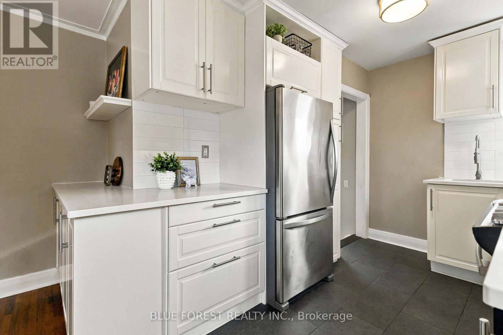 126 Alexandra Street, London South, Ontario  N6C 2B2 - Photo 12 - X13819116