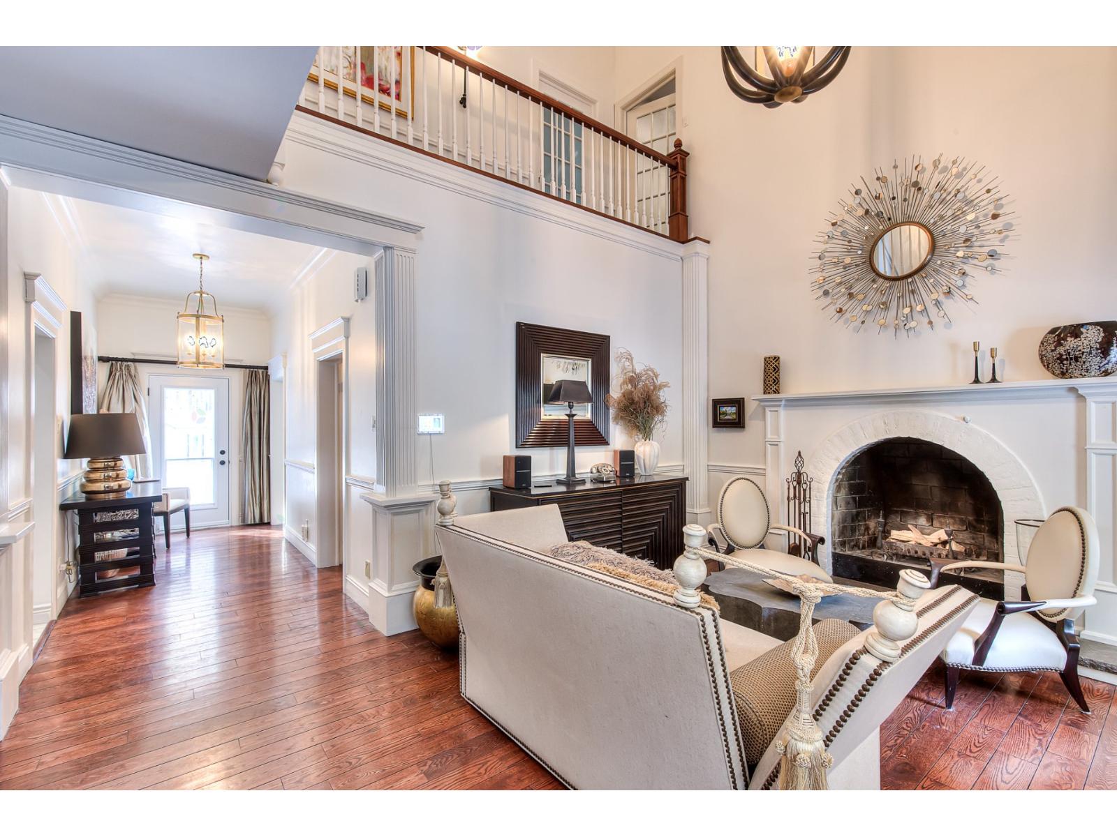 1735 Rue du Gevrey Saint-Lazare Quebec Canada J7T2C1 5