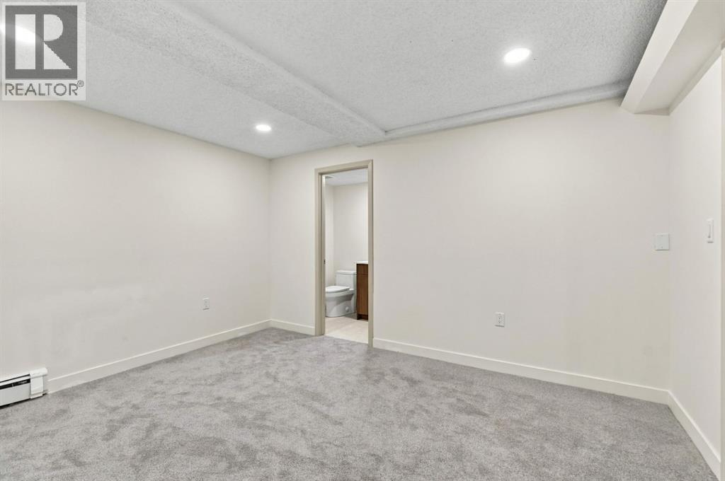 1008 Shawnee Drive SW, Calgary, Alberta T2Y 2T9 - Photo 42 - A2346579