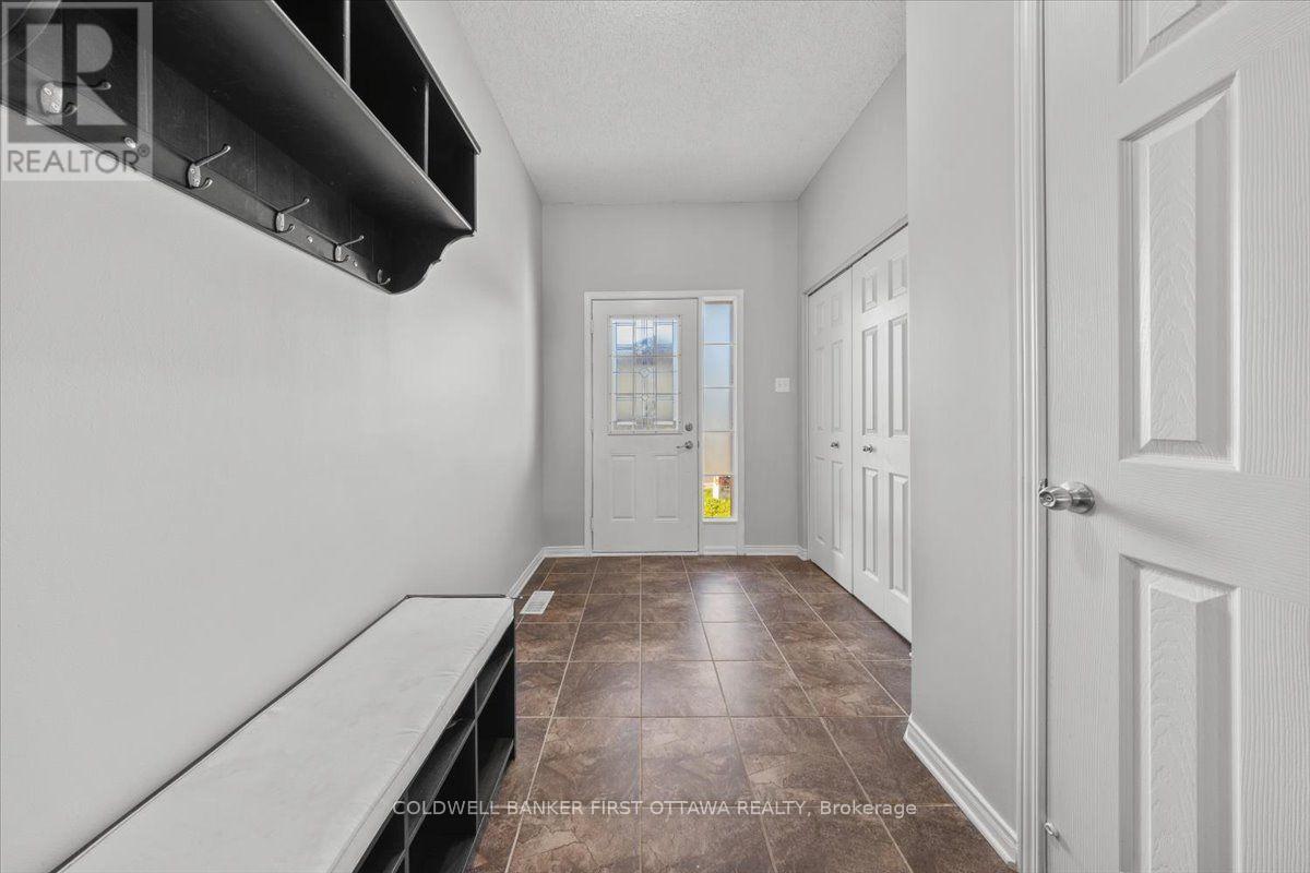 132 Maravista Drive, Ottawa, Ontario  K2J 0K7 - Photo 3 - X13818970