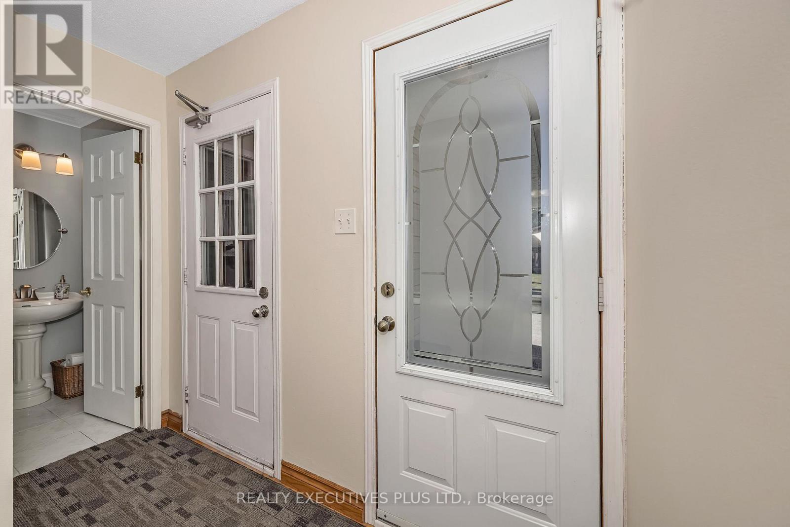 1649 Tupello Way, Ottawa, Ontario  K4A 1V3 - Photo 4 - X13818998
