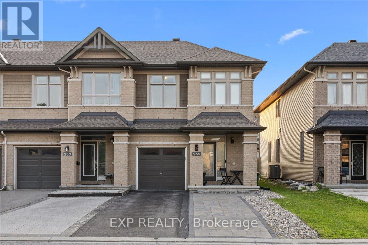 255 Shinleaf Crescent, Ottawa, Ontario  K1W 0J2 - Photo 1 - X13819198