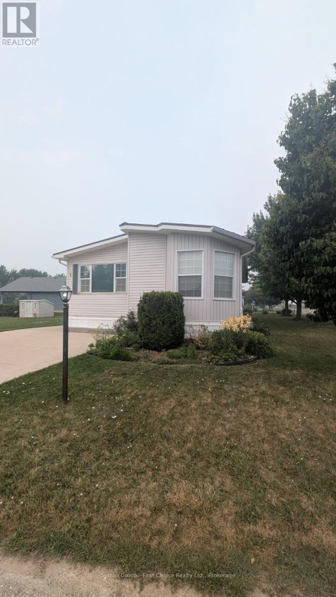 1 25 Thames Road, St. Marys, Ontario  N4X 1C4 - Photo 2 - X13564270