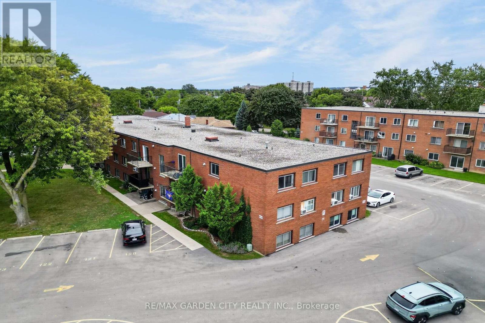 37 - 452 Carlton Street S, St. Catharines, Ontario  L2M 4X1 - Photo 3 - X13818976