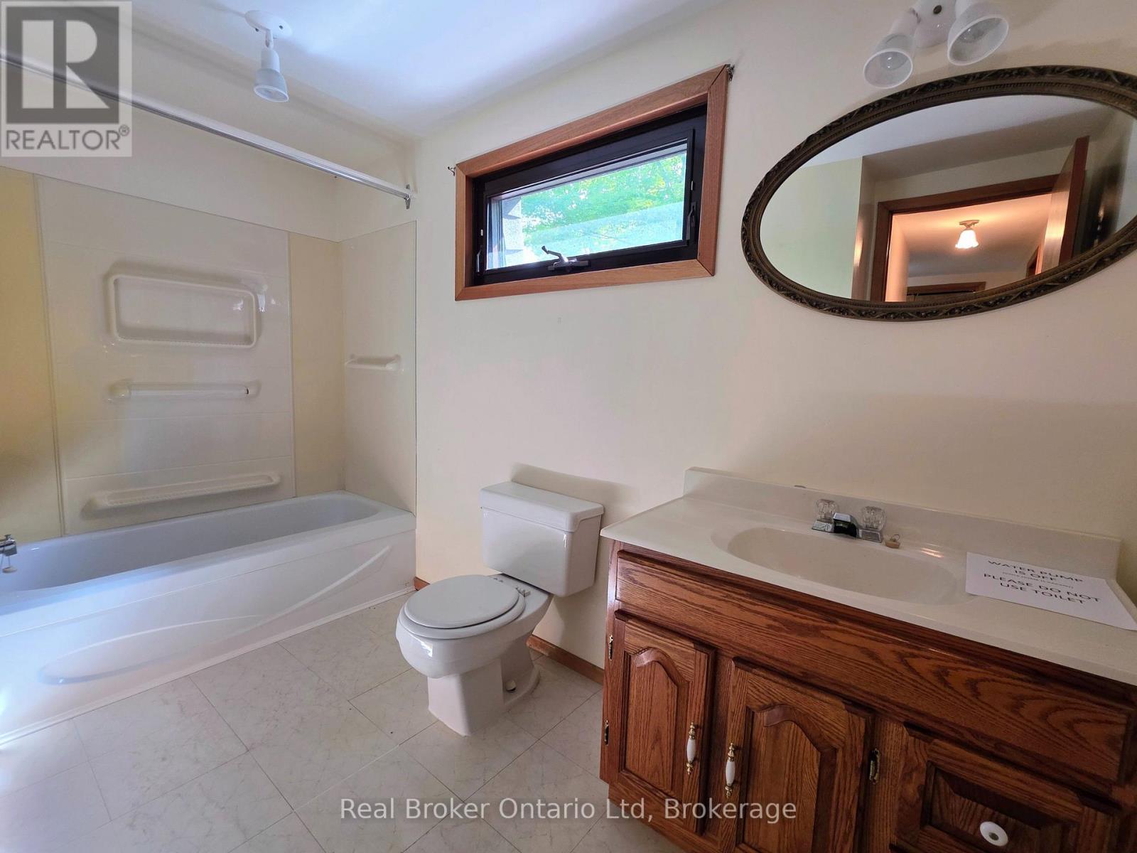 14 Emerson Avenue S, South Bruce Peninsula, Ontario  N0H 2G0 - Photo 16 - X13746898