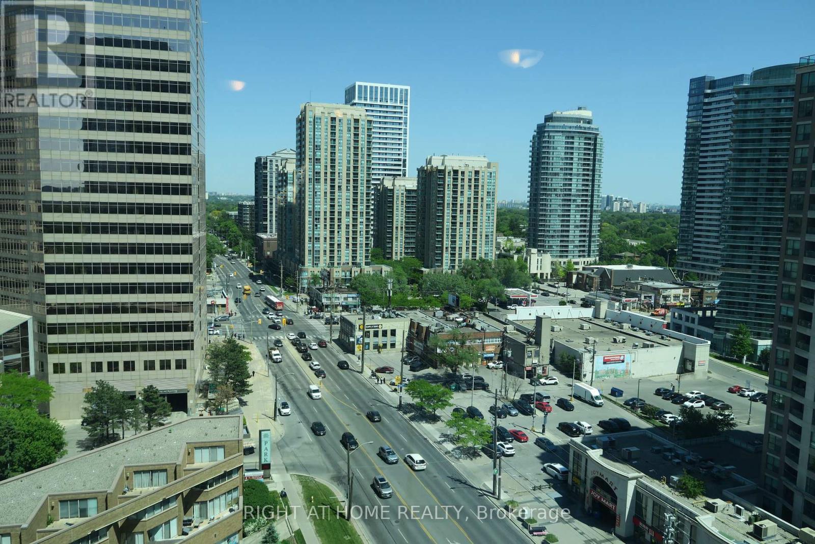 1505 - 15 Greenview Avenue, Toronto (Newtonbrook West), Ontario  M2M 4M7 - Photo 18 - C13818918