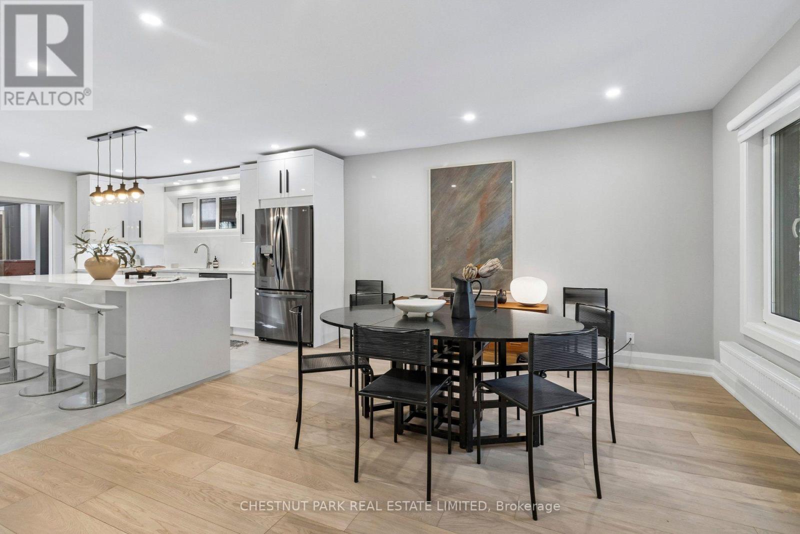 335 St Clair Avenue E, Toronto, Ontario  M4T 1P3 - Photo 5 - C13818940