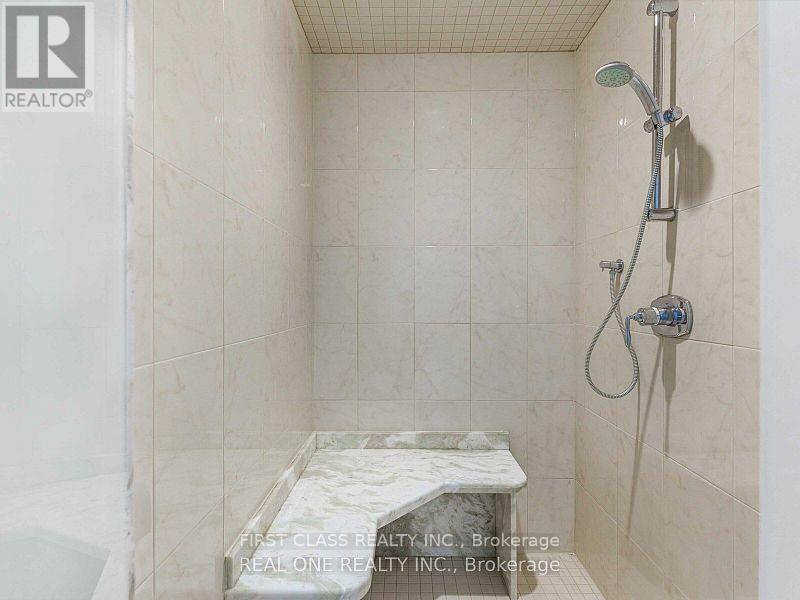 25 Dempsey Crescent, Toronto (St. Andrew-Windfields), Ontario  M2L 1Y4 - Photo 11 - C13818992