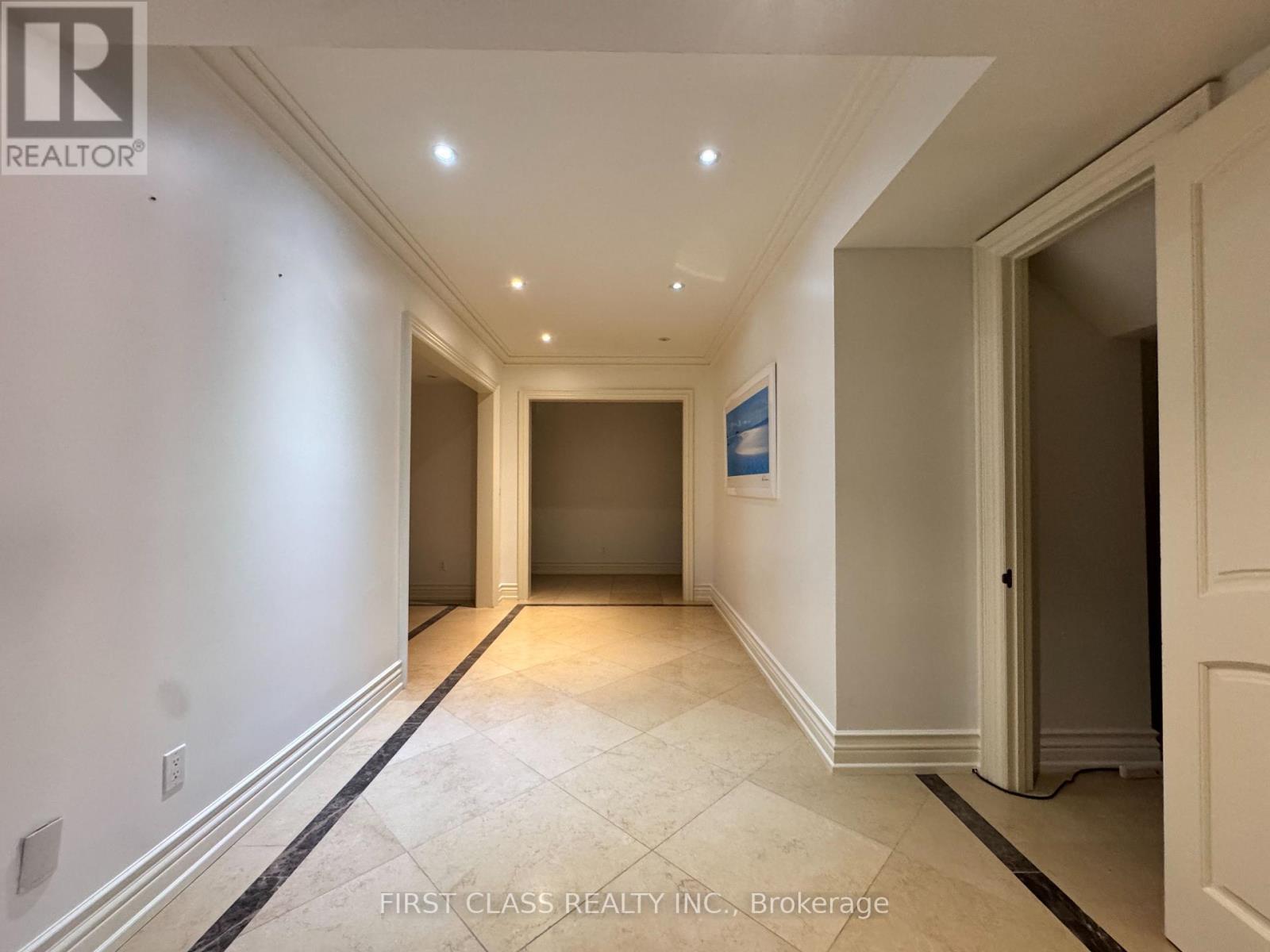 25 Dempsey Crescent, Toronto (St. Andrew-Windfields), Ontario  M2L 1Y4 - Photo 5 - C13818992