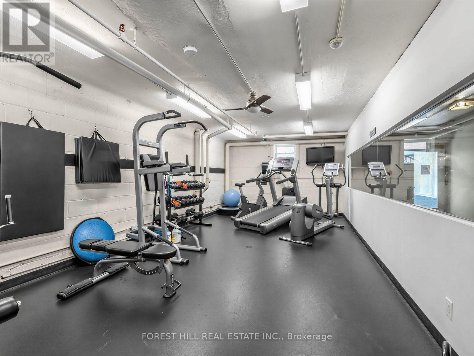 401 - 2603 Bathurst Street, Toronto (Forest Hill North), Ontario  M6B 2Z6 - Photo 10 - C13819086