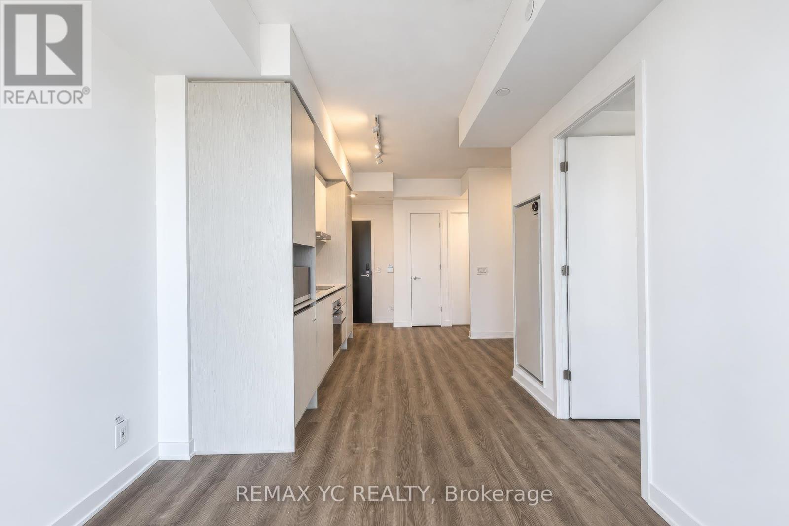 3005 - 180 Front Street E, Toronto (Moss Park), Ontario  M5A 0K9 - Photo 13 - C13819120