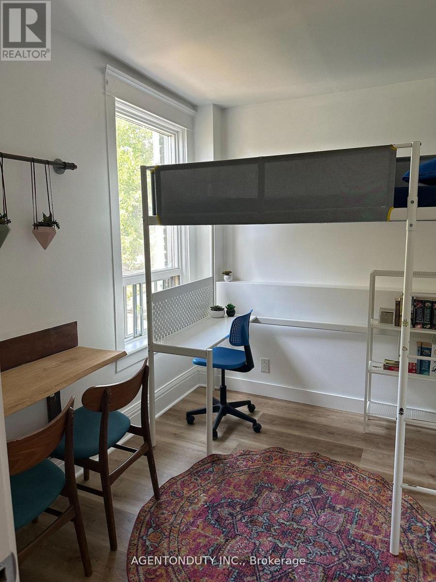 200 St Helen's Avenue, Toronto, Ontario  M6H 4A1 - Photo 26 - C13819160