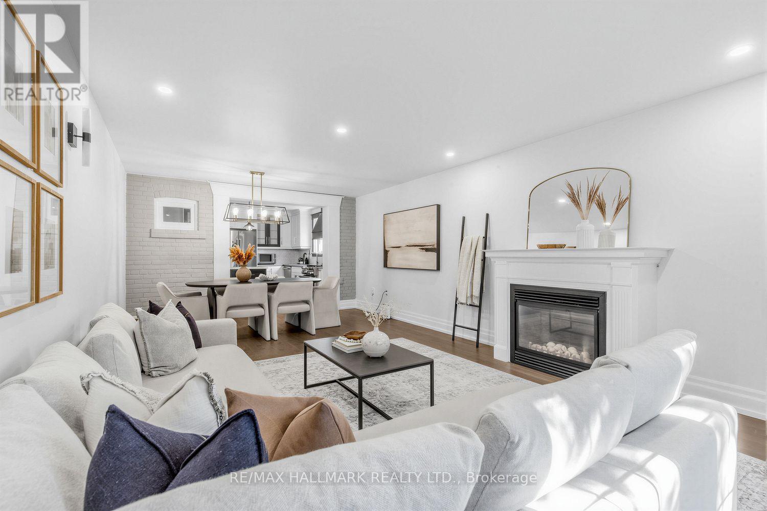 703 Mortimer Avenue, Toronto, Ontario  M4C 2K1 - Photo 18 - E13818968