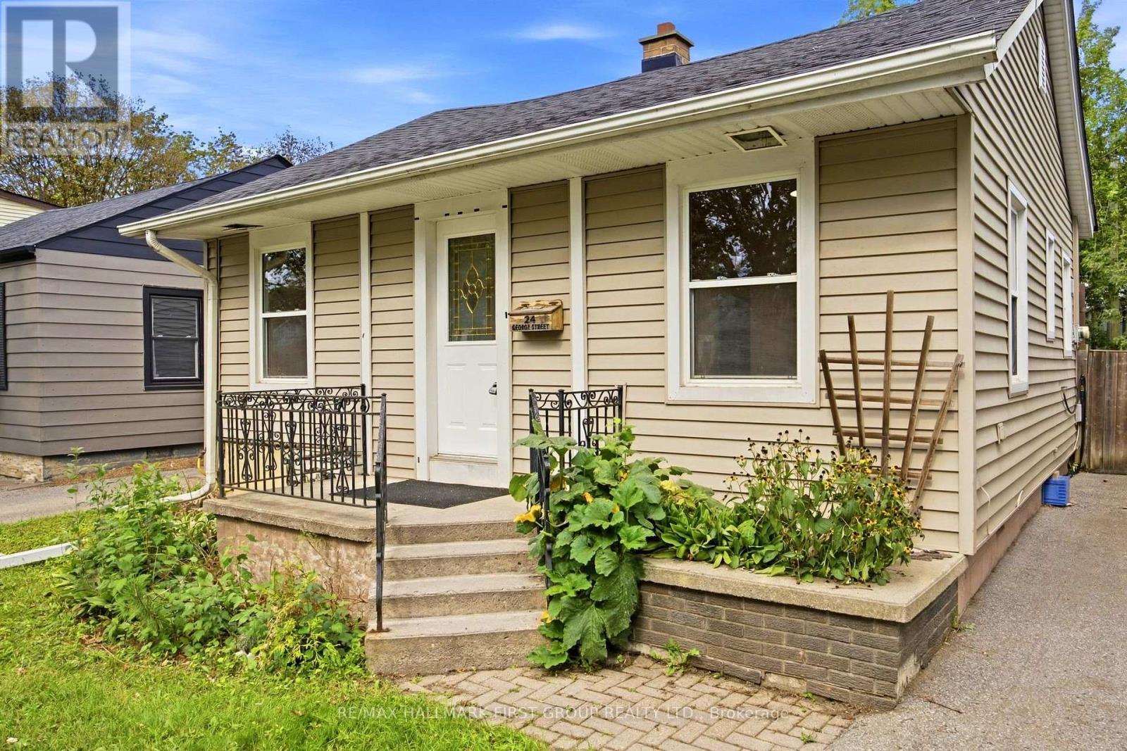 24 George Street, Ajax (Central), Ontario  L1S 1S5 - Photo 3 - E13819018