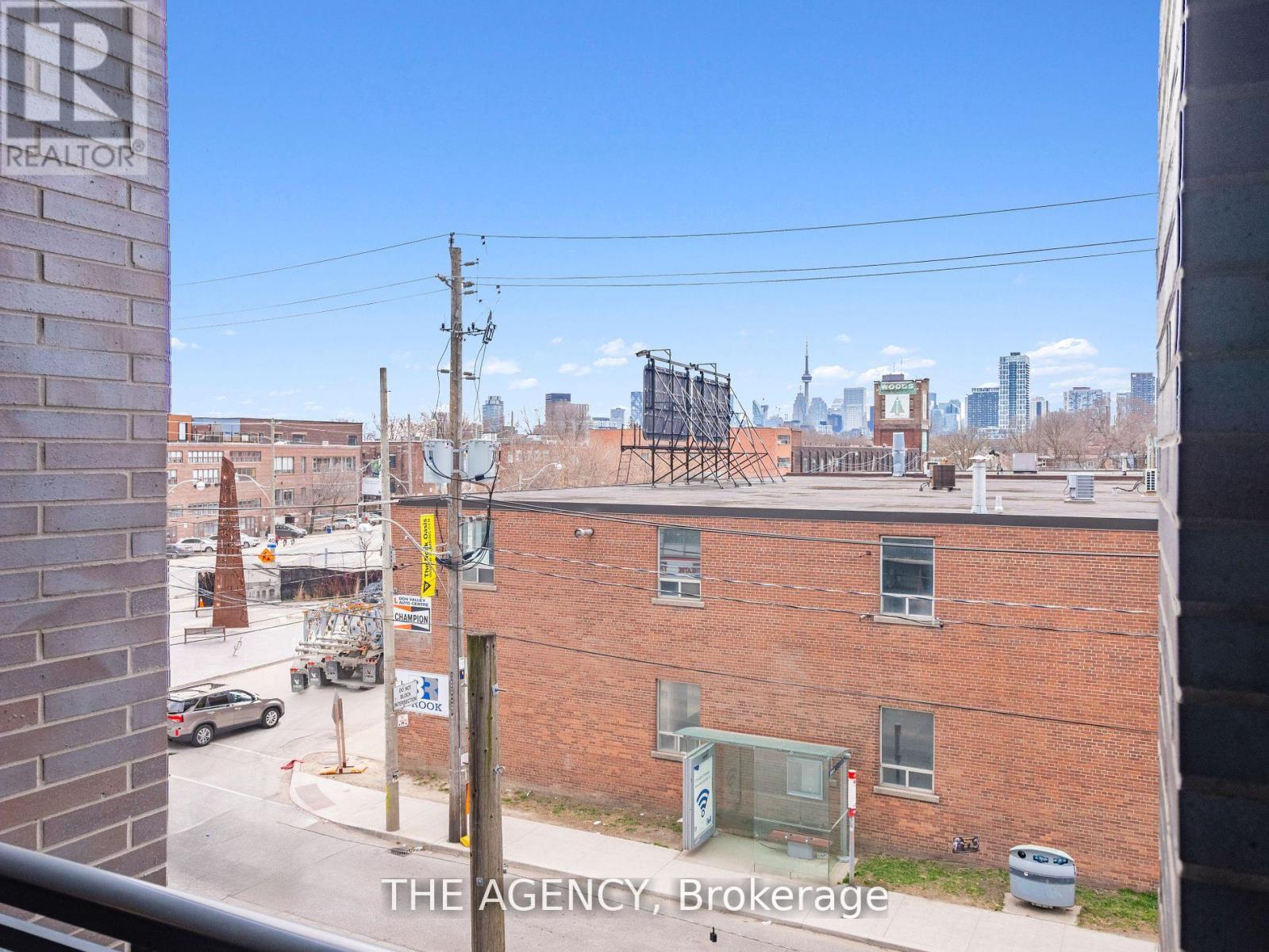 320 - 1190 Dundas Street E, Toronto, Ontario  M4M 0C5 - Photo 11 - E13819024