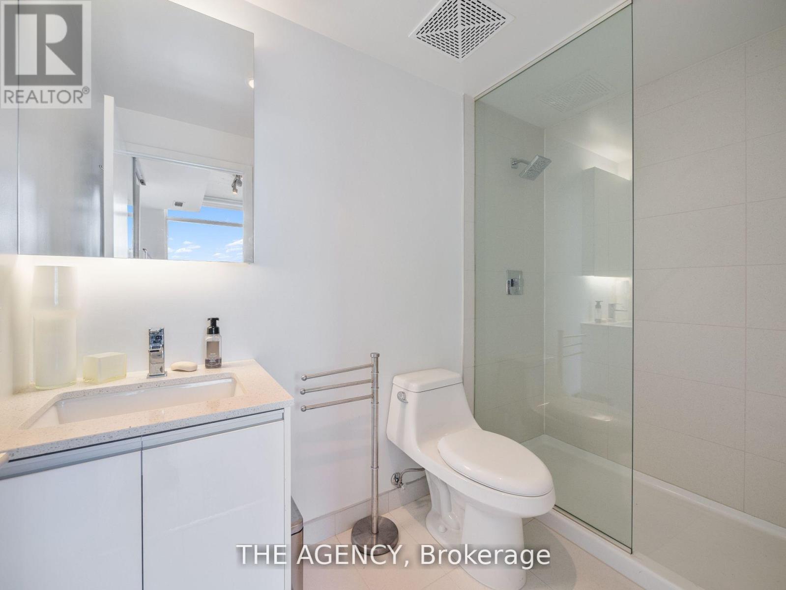 320 - 1190 Dundas Street E, Toronto, Ontario  M4M 0C5 - Photo 25 - E13819024