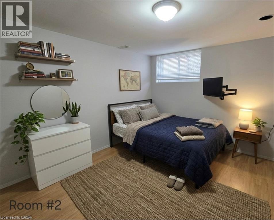 555 Brookhaven Crescent, Waterloo, Ontario  N2L 4R6 - Photo 7 - 40865906