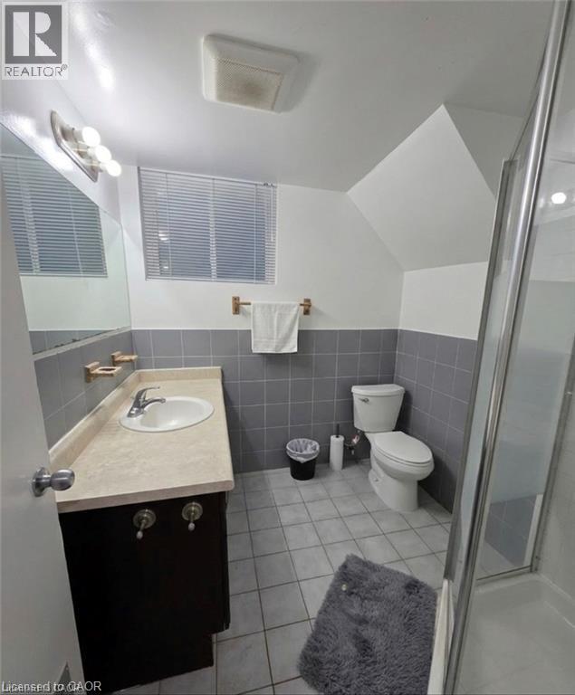 555 Brookhaven Crescent, Waterloo, Ontario  N2L 4R6 - Photo 9 - 40865906