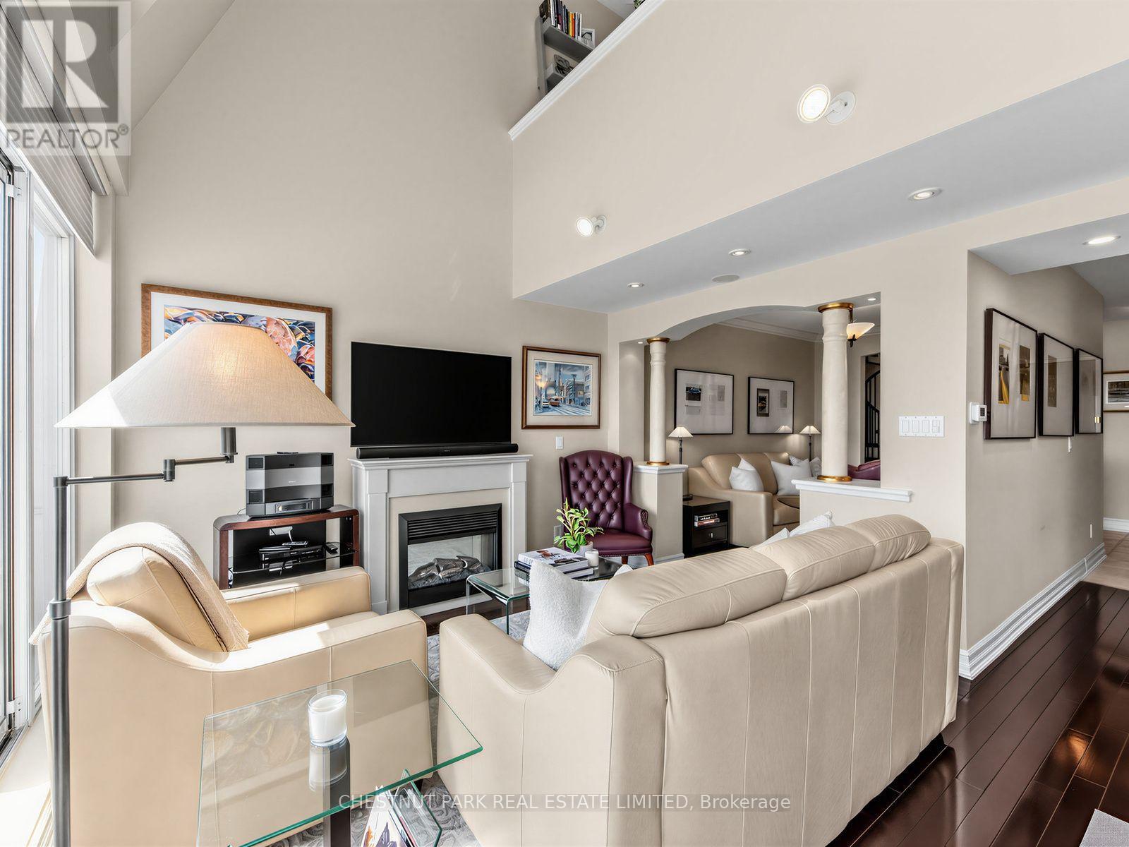 Ph 802 - 1801 Bayview Avenue, Toronto, Ontario  M4G 4K2 - Photo 17 - C13758524