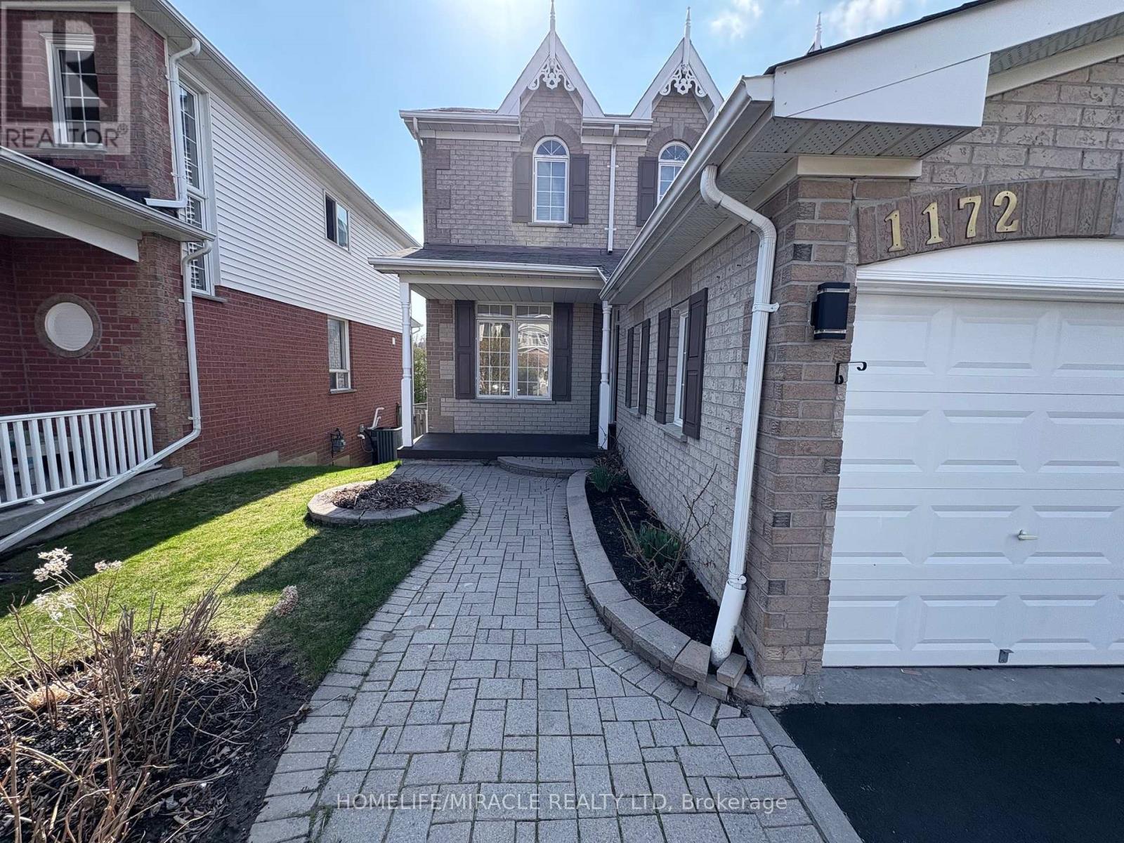 1172 Westridge Drive, Oshawa, Ontario  L1K 2L1 - Photo 2 - E13656940