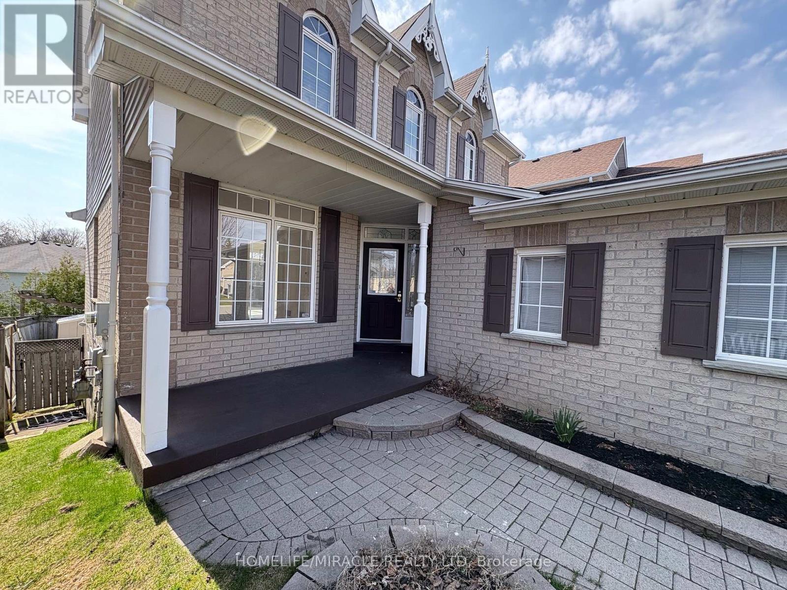1172 Westridge Drive, Oshawa, Ontario  L1K 2L1 - Photo 3 - E13656940