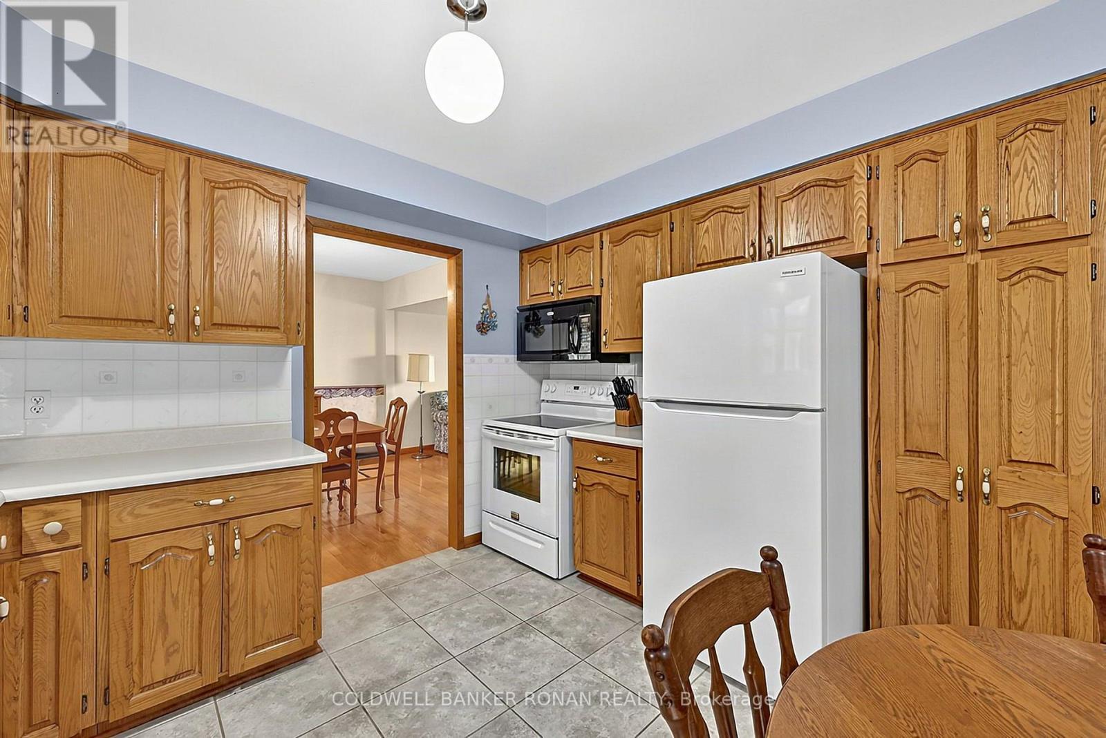 13 Joseph Street, Adjala-Tosorontio (Loretto), Ontario  L0G 1L0 - Photo 14 - N13818952